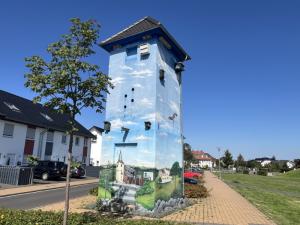 Der Artenschutzturm in Meckenheim Merl wurde im Jahr 2018 vom NABU Bonn eingerichtet.